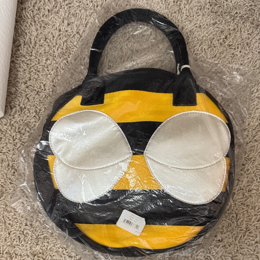 NWT: Harvey’s Bee- Yellow and Black Women's Bag